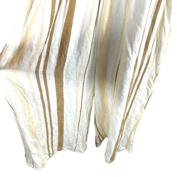 Ripcurl Sol Linen Smocked Cropped Jumpsuit - Picture 5 of 13